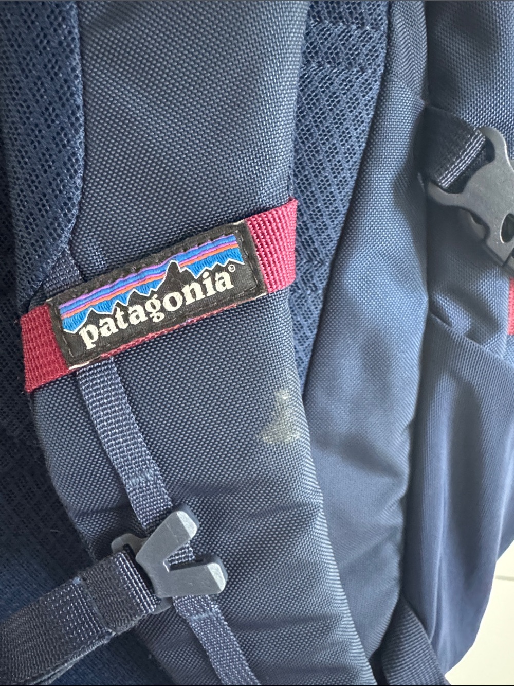 Patagonia Navy and Burgundy Daypack with Multiple Pockets - Picture 3 of 5